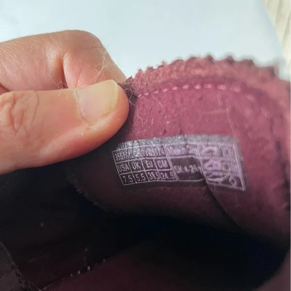 Vionic Taylor sneaker in burgundy leather suede 7.5 - Image 11