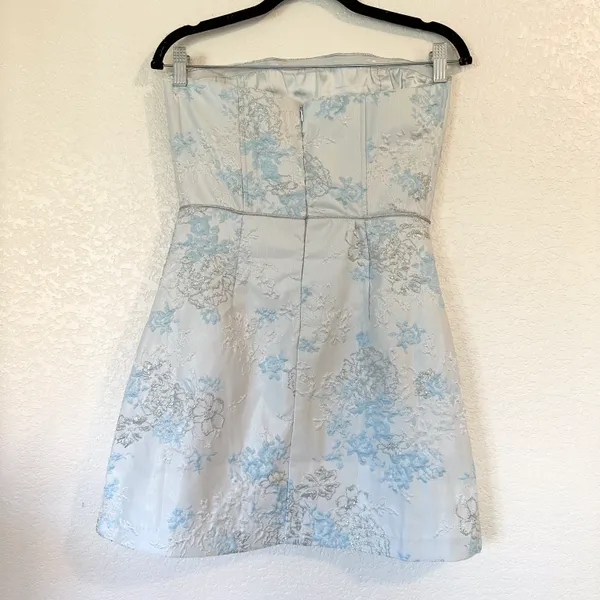 Forever 21 NWT Floral Jacquard Metallic Shimmer Corset Strapless Mini Dress - Image 4