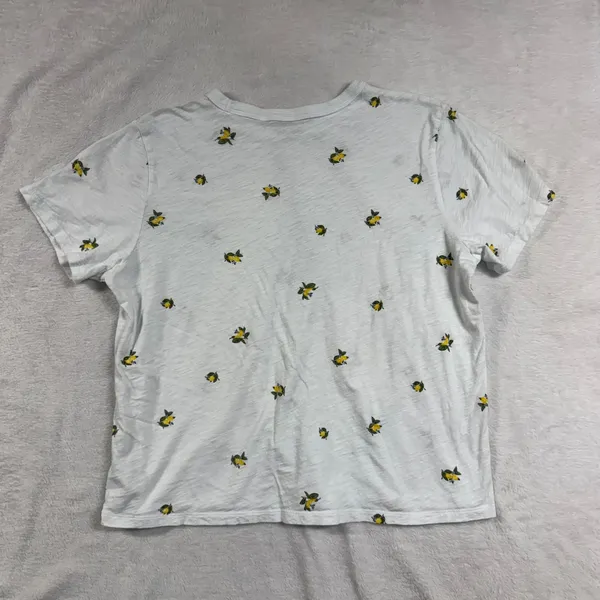 Old Navy L Everywear Tee 100% Cotton Off-White Lemon Print Short Sleeve Fruit - Image 2