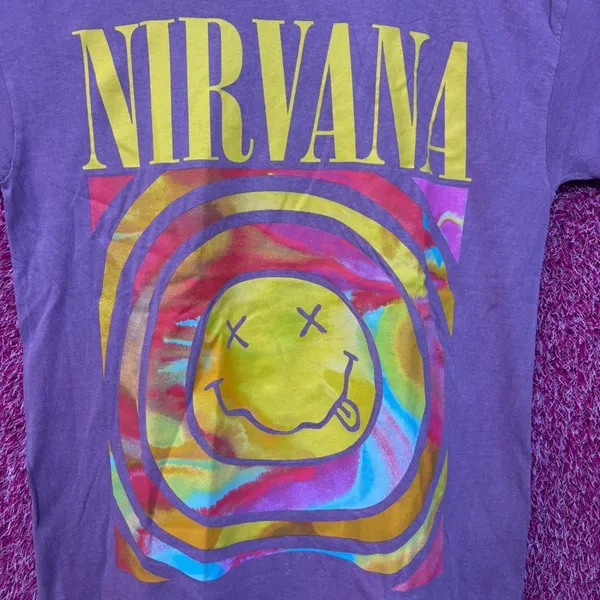Nirvana Never Mind Smiley Face Purple Tshirt size Large - Image 2