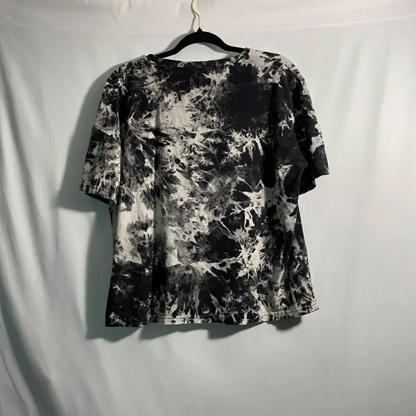 SHEIN casual shirt size small - Image 2