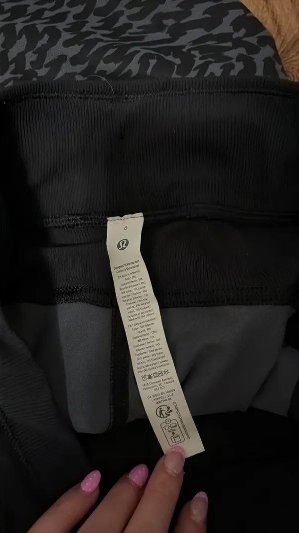 Lululemon Dance Studio Joggers - Image 4