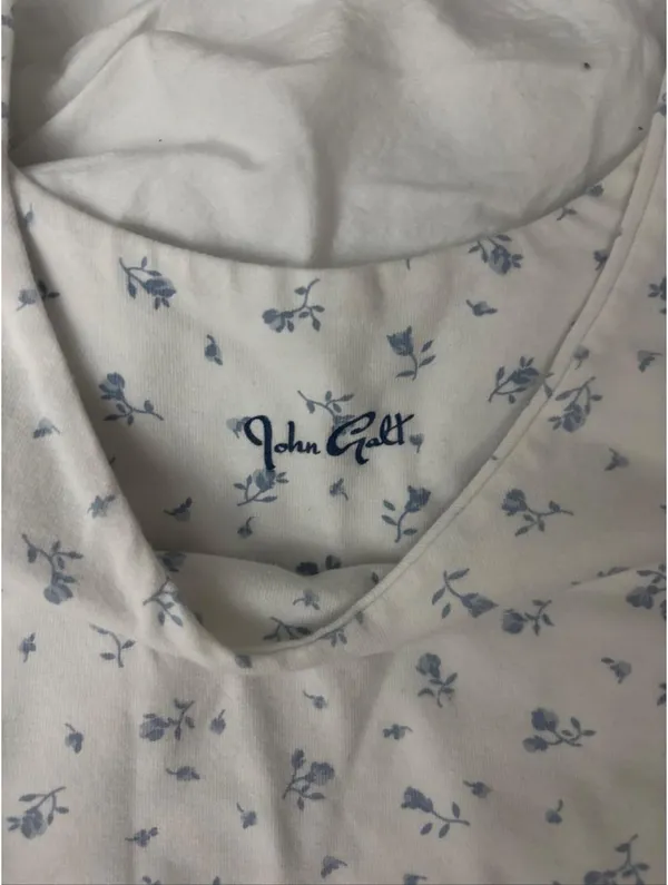 John Galt Floral Crop Top Brandy Melville - Image 2