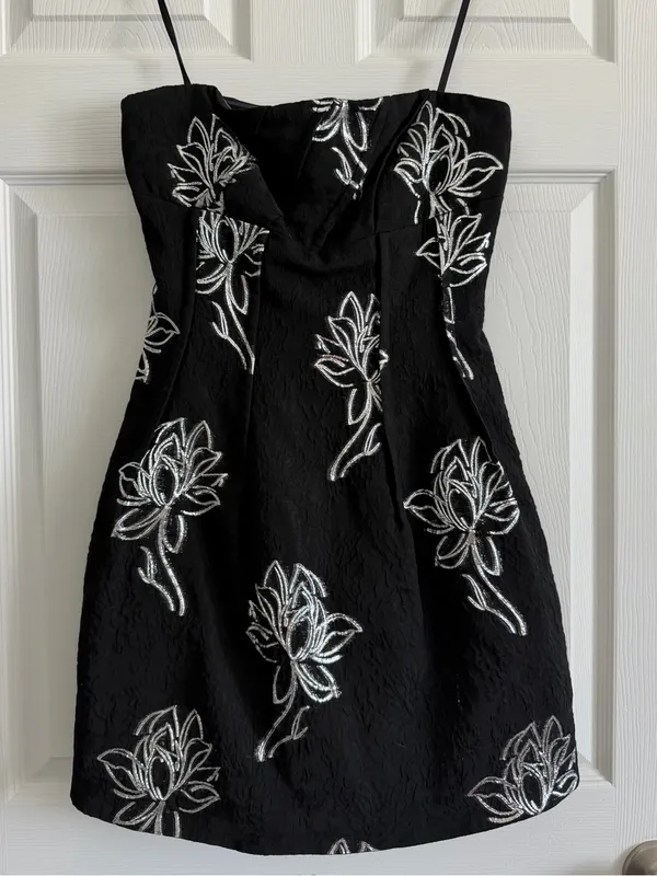 ML Monique Lhuillier Naomi Strapless Floral Jacquard Mini Dress Black Sz 4 NWOT - Image 2