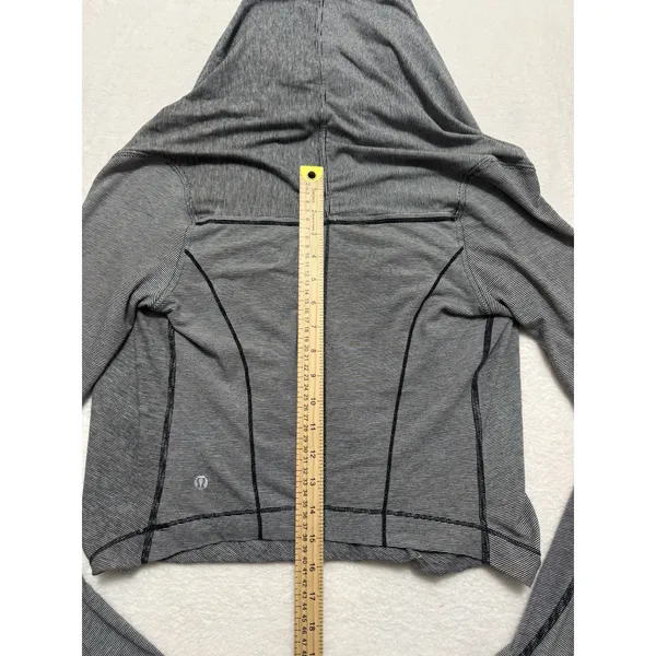 Lululemon Women's Iconic Wrap Sweater Gray Pullover Size 6 - Image 8