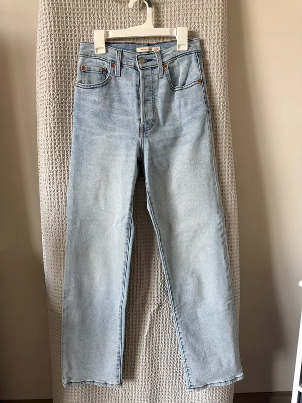 Levi's Ribcage Straight High Rise Jeans - Image 2
