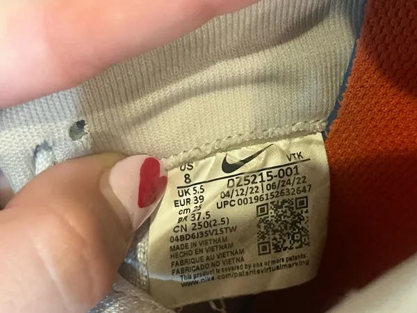 Nike Shoes Running - Image 4