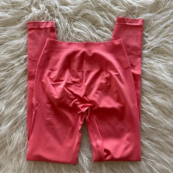 Alphalete Amplify Leggings Pixel Pink Size Small - Image 6