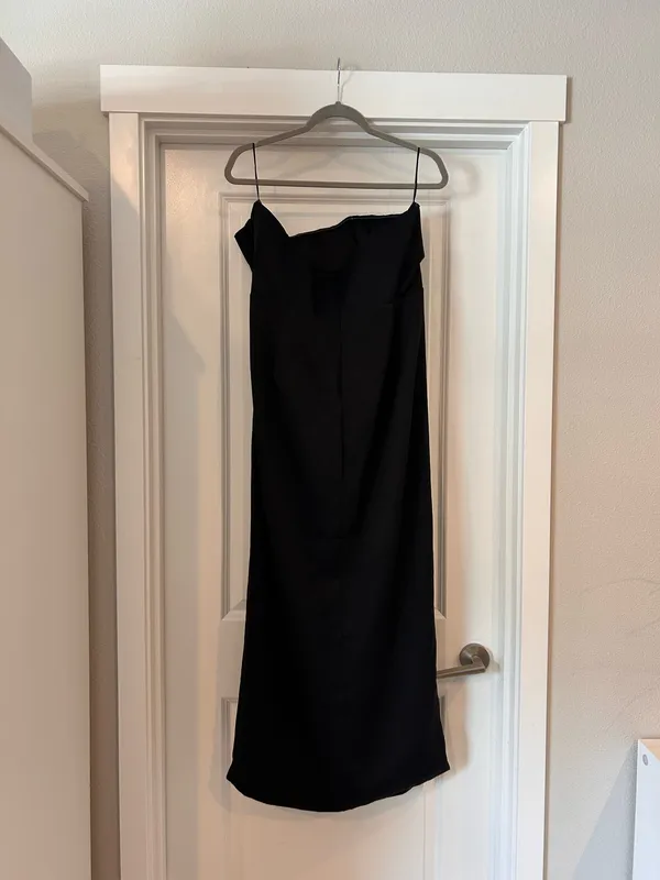 Showpo New Avery Midi Black Dress 14 XL - Image 11
