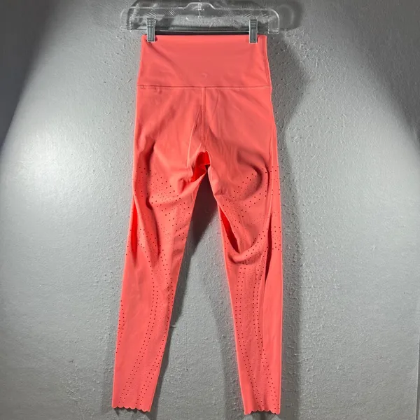 961 | Aerie‎ OFFLINE Goals Laser Cut Scalloped 7/8 Leggings Coral Pink Womens S - Image 2
