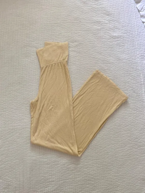 Ultra Flirt Butter yellow foldover lounge pants - Image 5