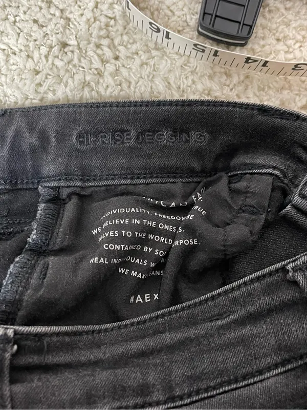 American Eagle Outfitters Black Distressed High-Rise Jegging Jeans - Image 6