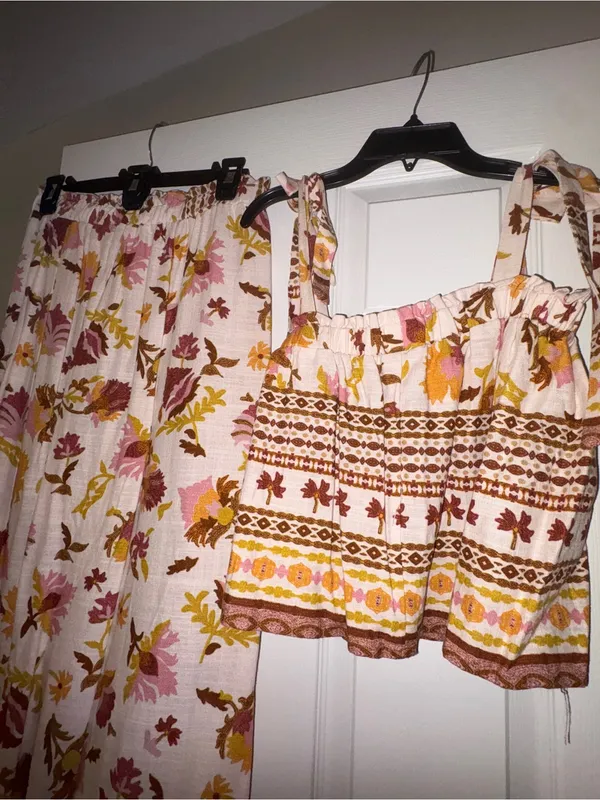 Good Luck Gem Linen Floral Two-Piece Smocked Crop Top & Maxi Pant Set - Pink, Mustard, Brown - Image 2