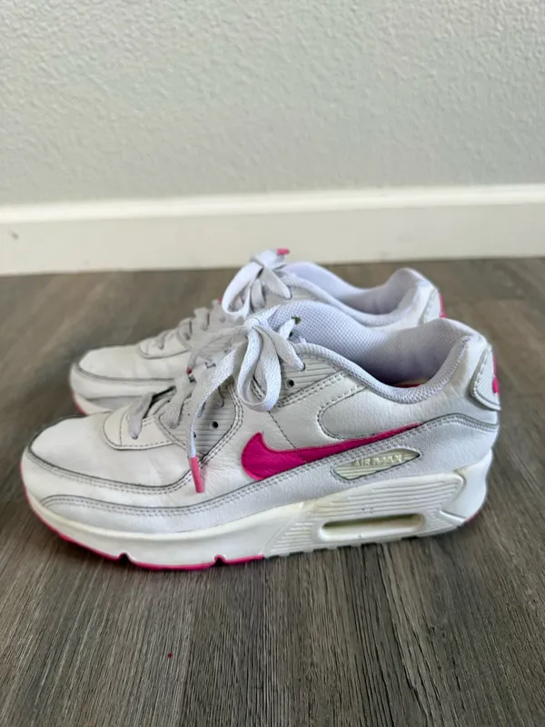 Nike Air Max 90 Women’s Pink Shoes - Image 5