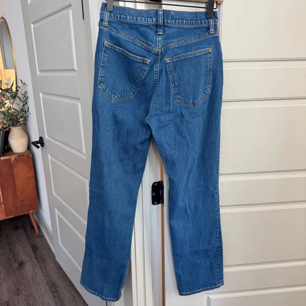 Abercrombie & Fitch Ultra High Rise Ankle Straight Jean - Image 5