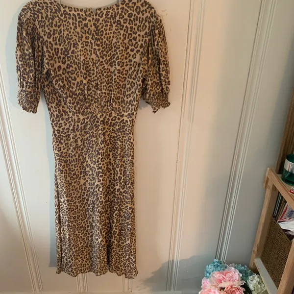 Faithfull the Brand Maggie Midi Dress Leopard Sz 6 - Image 5
