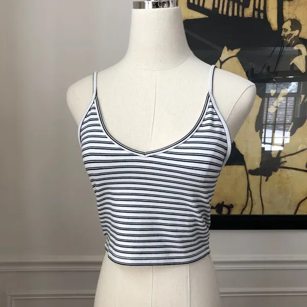 Aritzia Talula Black Stripe Crop Top Tank XS - Image 2