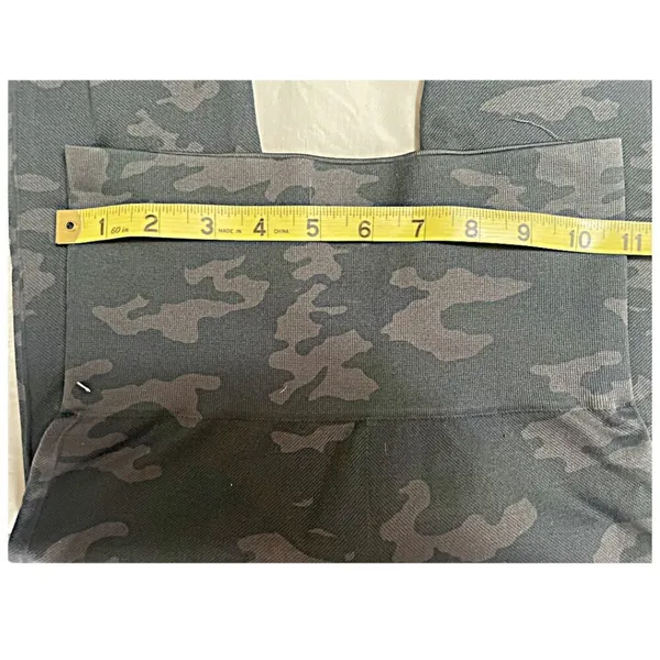 Spanx Camo Leggings High Waisted‎ EUC - Image 2