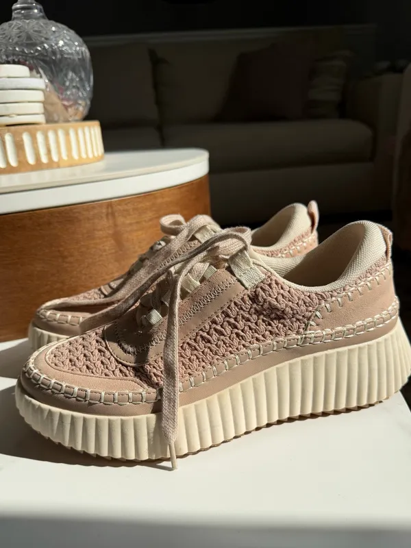 mi.im California” Blush Pink Platform Sneakers NWOB Women’s Size 9 - Image 3