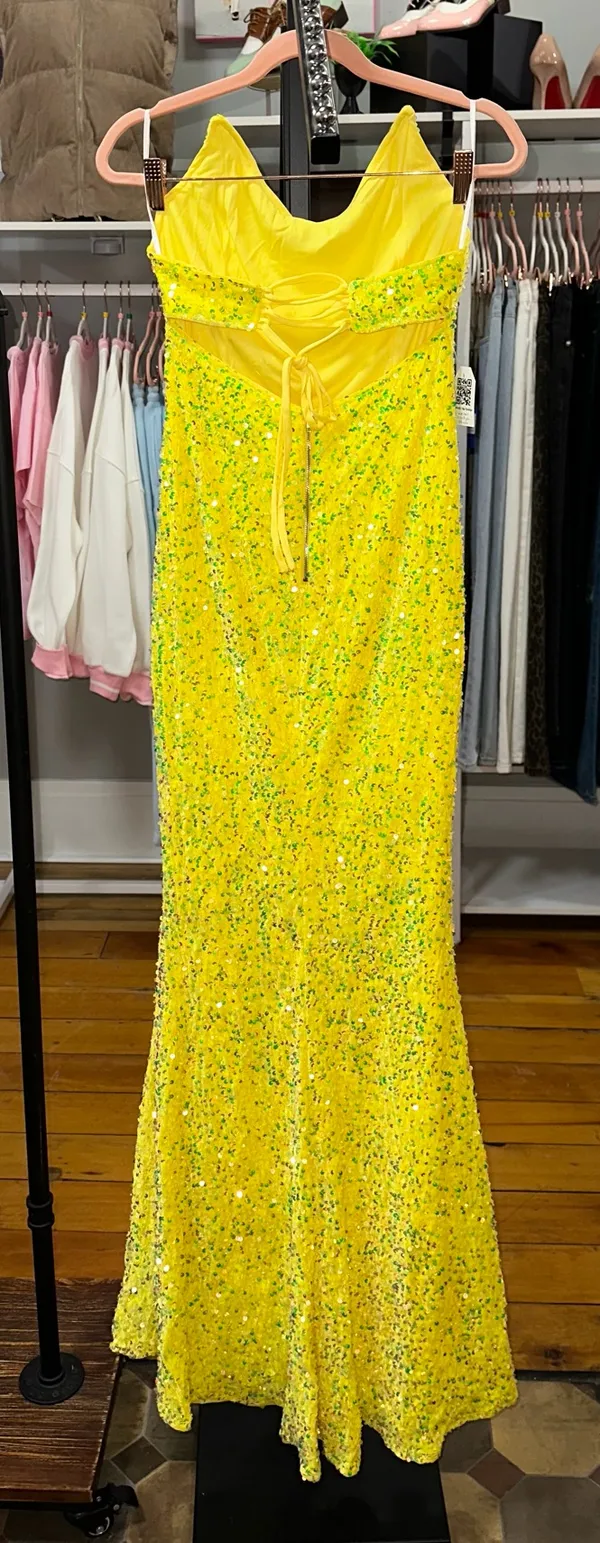 Boutique Yellow strapless sequined maxi prom dress - Image 2