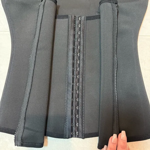 Black Shapewear with Hook - Image 2