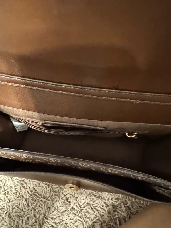 Adrienne Vittadini purse - Image 4