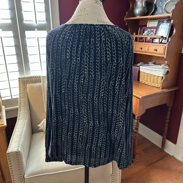 Lucky Brand Black and White Patterned Blouse - Image 2
