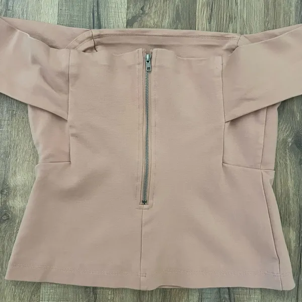 Anthropologie Deletta Ponte Off The Shoulder Top - Image 8