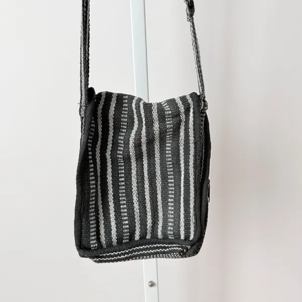 Black‎ Gray Striped Woven Crossbody Bag Multi-Pocket Travel Purse Boho Grunge - Image 7