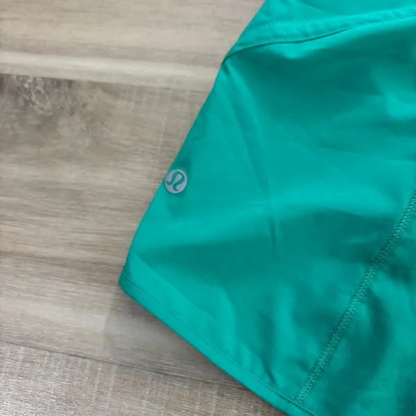 Lululemon Track That Mid-Rise Lined Short 5" Maldives Green Women Size 14 - Image 6