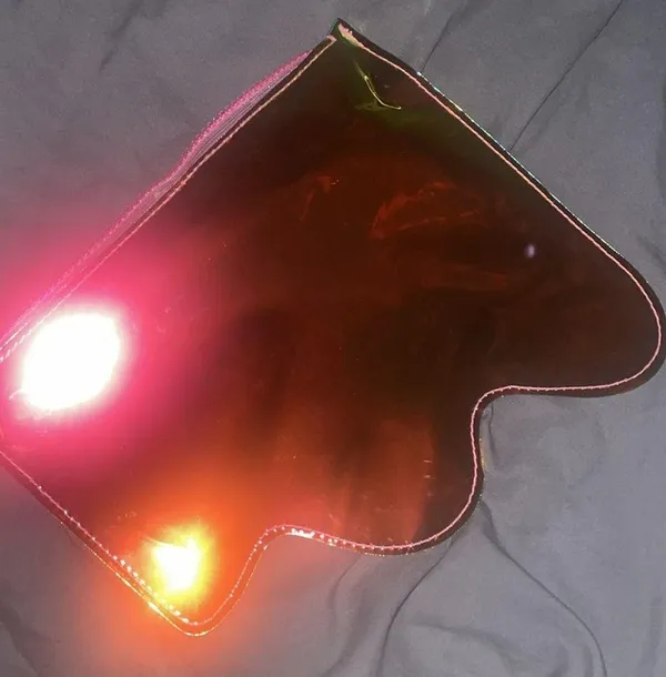 Drunk elephant makeup bag Holographic - Image 6