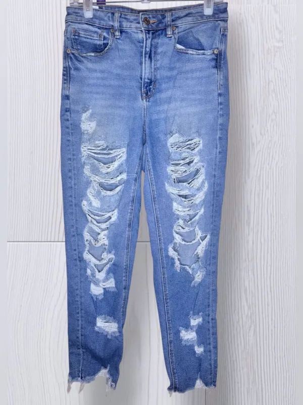 AMERICAN EAGLE High Rise Distressed Mom Jeans with Raw Frayed Hem - Image 3