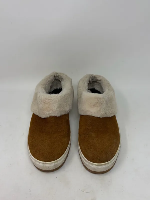 Blondo Suri Waterproof Slipper Size 7.5 - Image 3