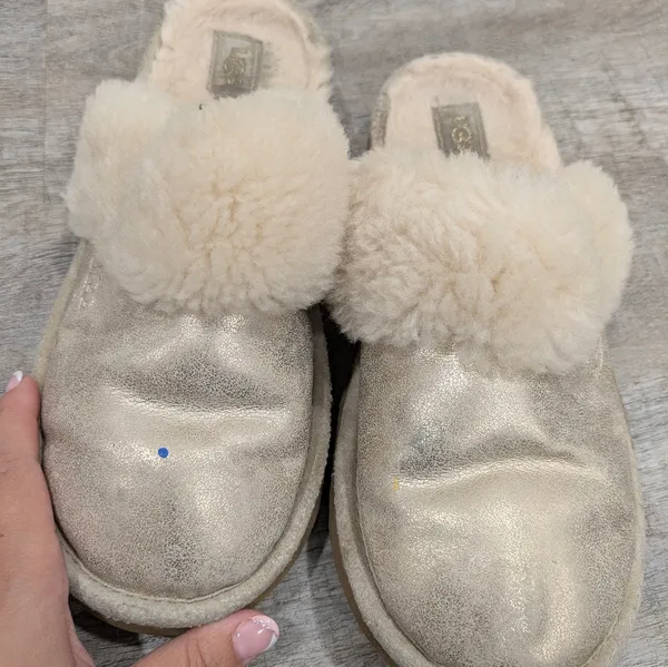 Ugg Gold Metallic Slippers Size 38 - Image 2