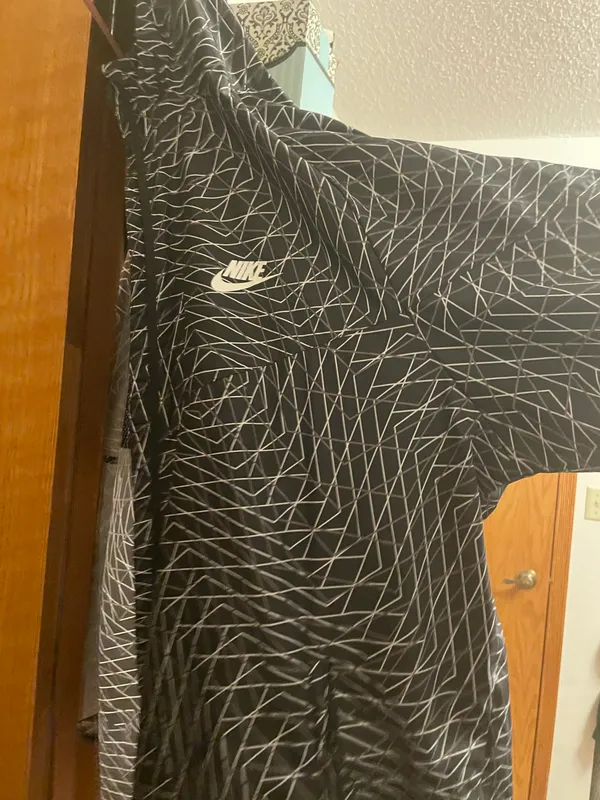 Nike Windbreaker Zip-Up - Image 3