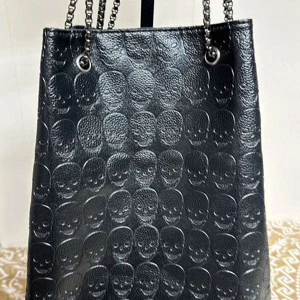 Handbag/Purse Black w/embossed Skulls/ Chain Straps - Great Condition - Image 2