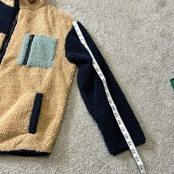 BKECore Color Block Sherpa Jacket size small‎ - Image 7