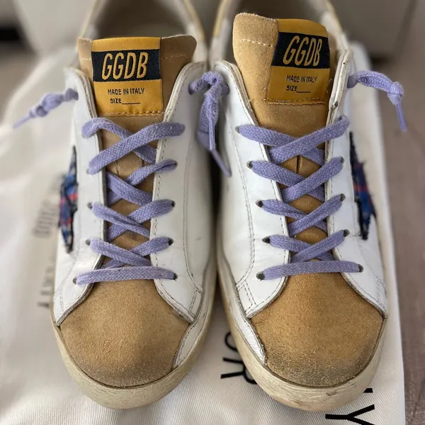 Golden Goose Sneakers with Lavender and Tan Accents - Image 3