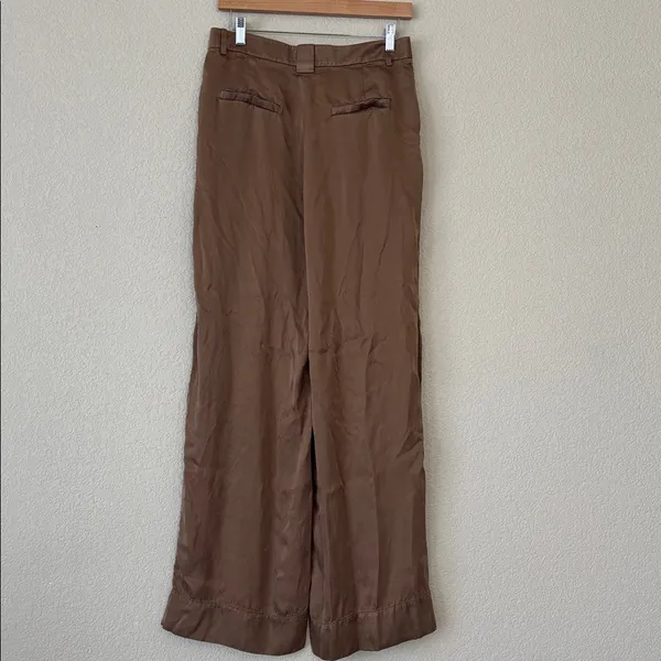 Mossimo Dutti Wide Leg, Mid Rise Crinkle Trousers - Image 3