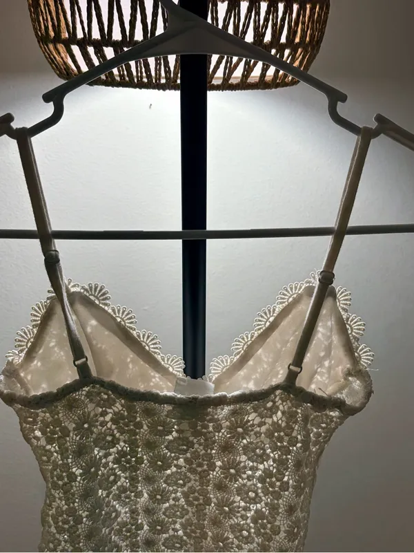 H&M White Crochet Lace Bodysuit - Image 5