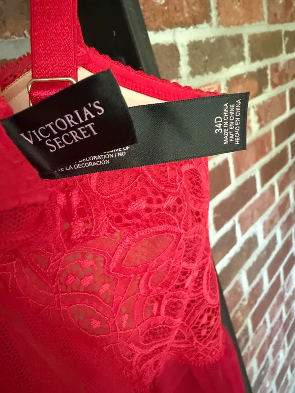Victoria secret 34 D - Image 8