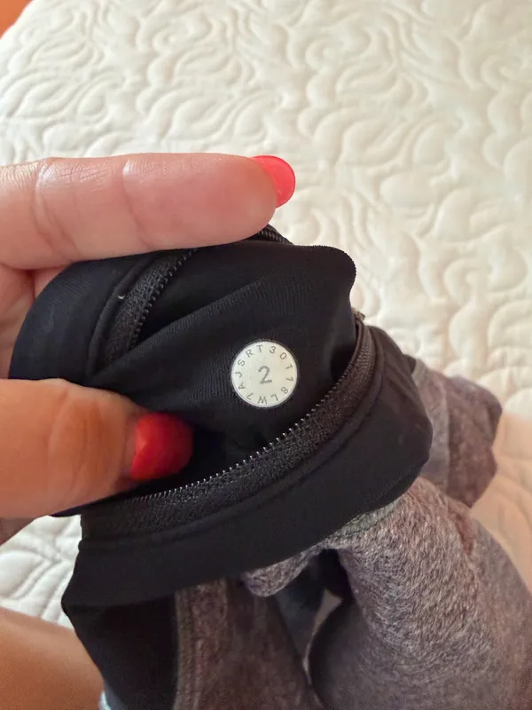 Lululemon Speed Up Shorts 2.5" - Image 3