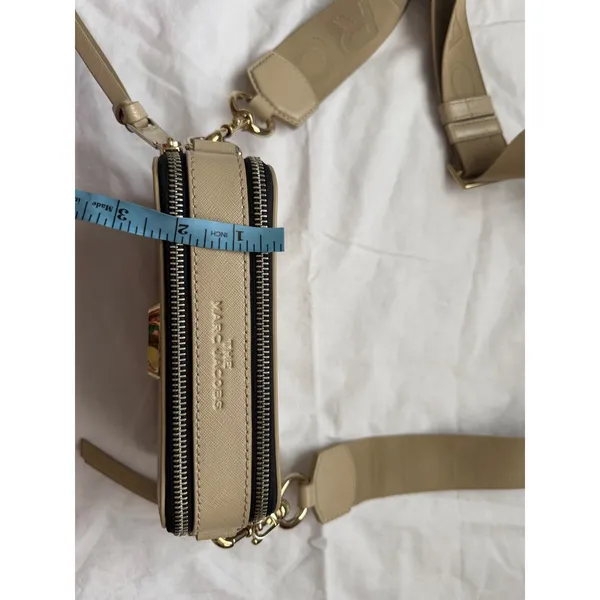 Marc Jacobs Snapshot Crossbody Bag Khaki Saffiano Leather M0014867-223 NEW - Image 2