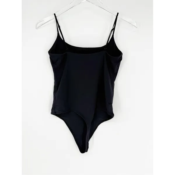 Aritzia Babaton Body Contour Bodysuit Women's M‎ Black Sculpt - Image 3