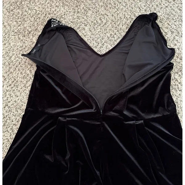 Lane Bryant Women's Sleeveless Black Velvet Beads Tank Top Size 18/20‎ - Image 7