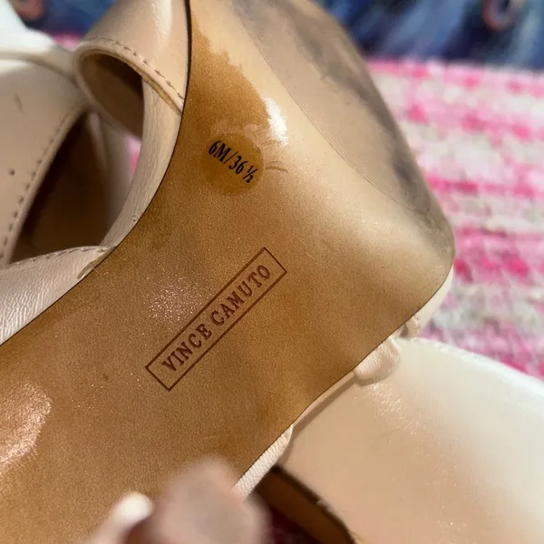 Vince Camuto Size 6 Cream Heels - Image 13