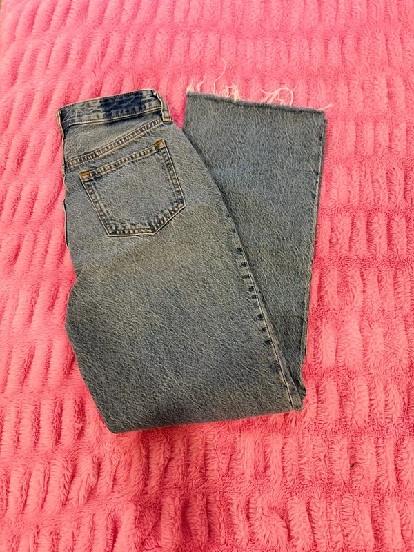 Abercrombie High-Rise Jeans - Image 3