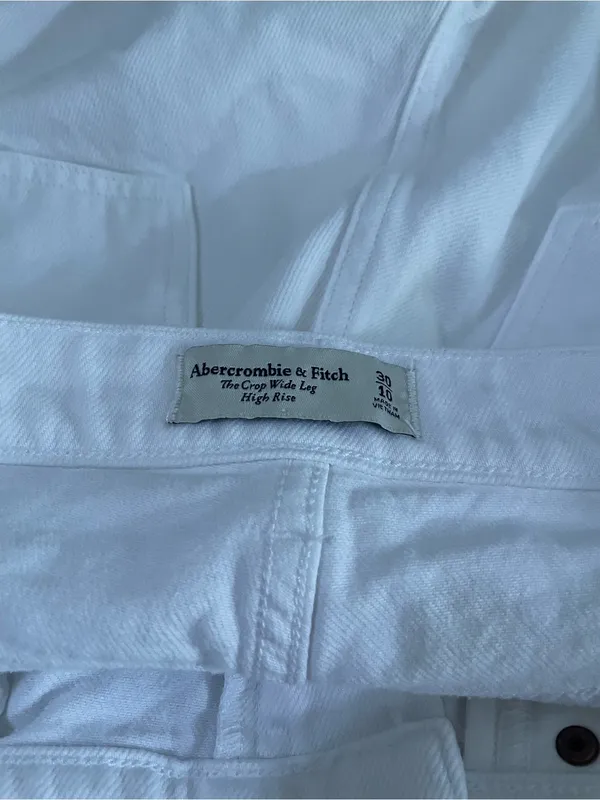 Abercrombie & Fitch High Rise Cropped Wide Leg Jean Size 30 - Image 4