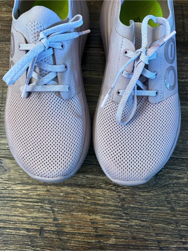 OOFOS OOmy Stride Recovery Sneakers Women Size 7 Stardust Pink Knit - Image 5