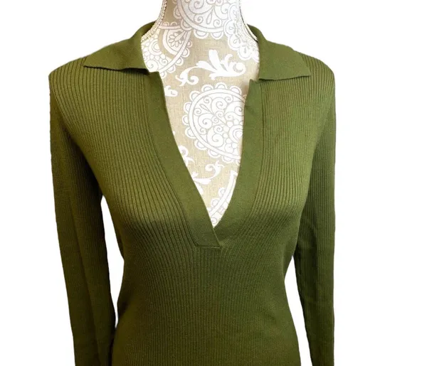 Babaton Aritzia McSweeney Ribbed Sweater Olive Green Collared V-Neck M NWOT - Image 5